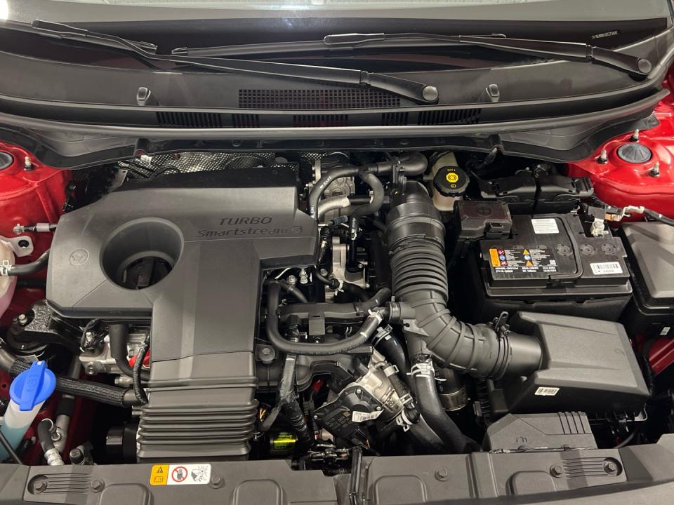 Hyundai Bayon 1.0T BLACK LINE 90 5P