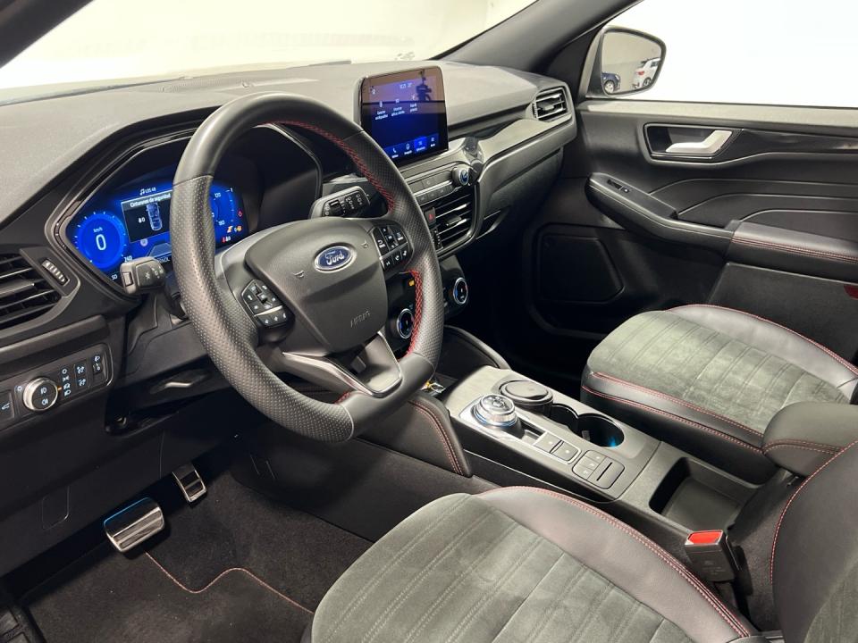 Ford Kuga 2.5 FHEV ST-LINE X AUTO 190 5P