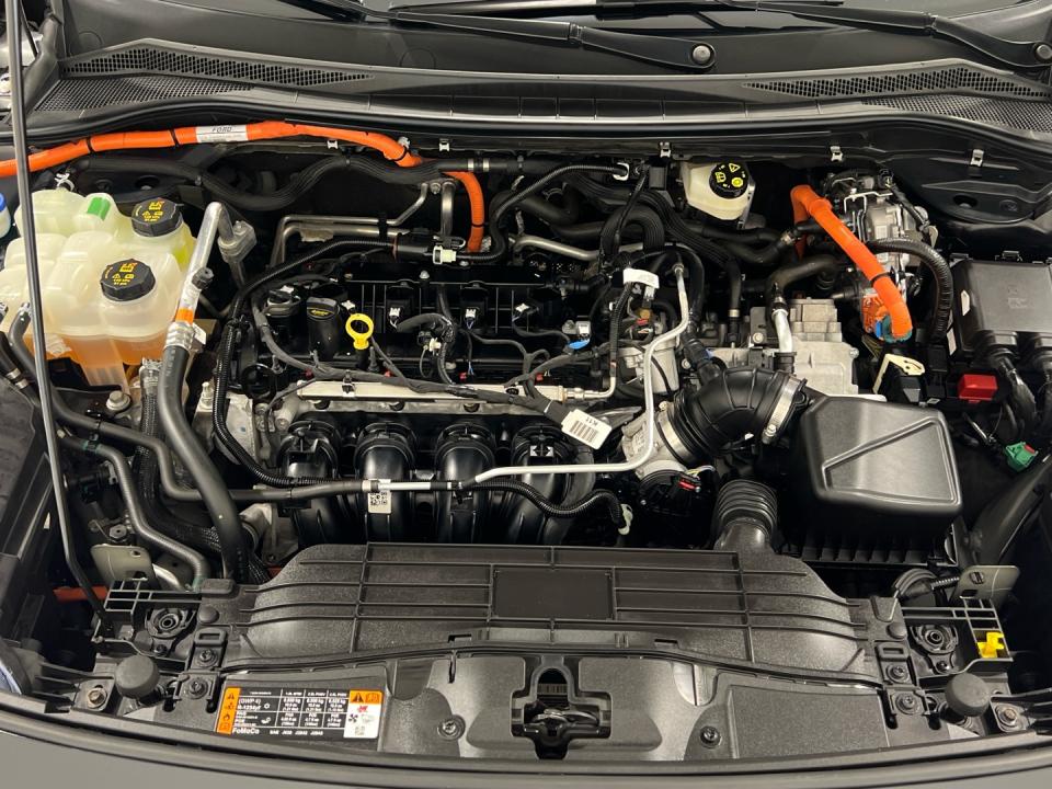Ford Kuga 2.5 FHEV ST-LINE X AUTO 190 5P