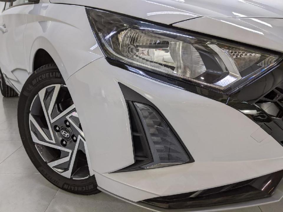 Hyundai I20 Seminuevo Murcia - Compacto y Tecnológico - foto 4