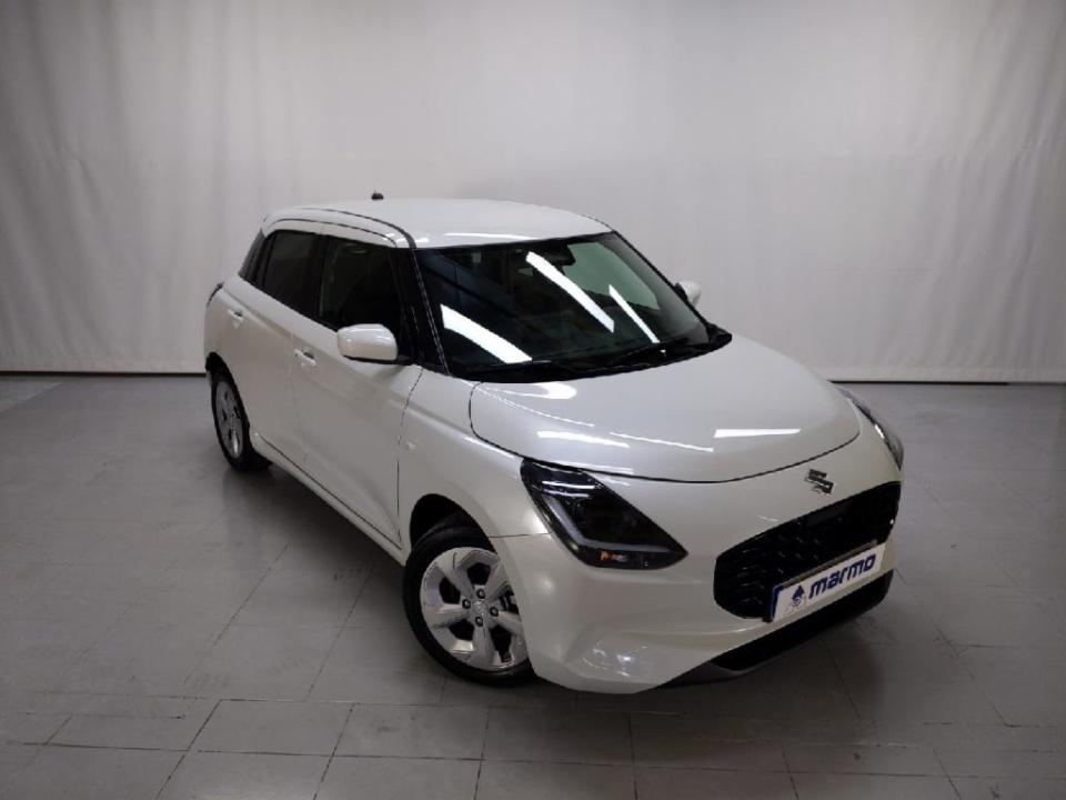 Suzuki Swift - foto 2