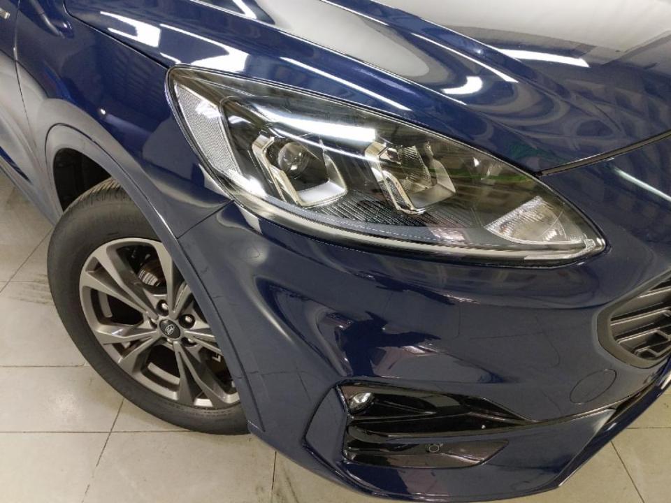 Ford Kuga híbrido seminuevo Murcia con 190 CV - foto 4
