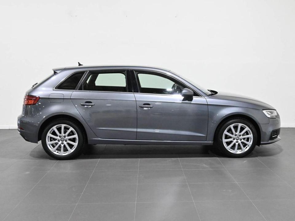 imagen swiper vehículo 3