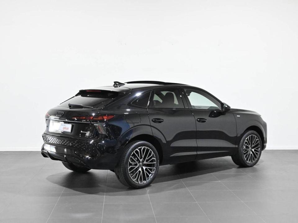 Audi Q3 Sportback - foto 4