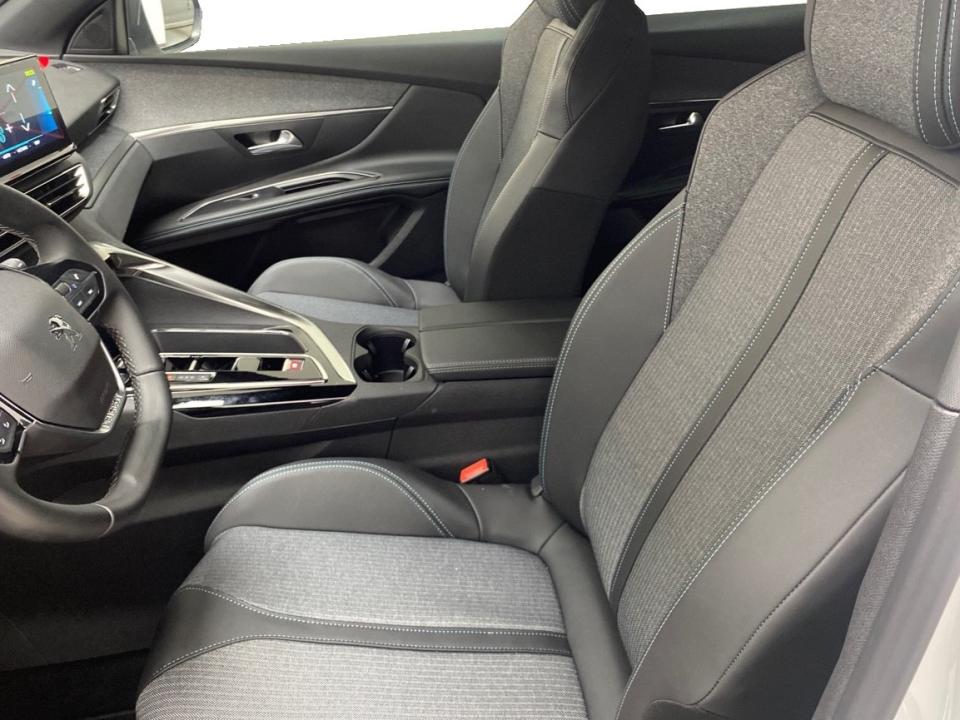 Peugeot 3008 Plug-in Hybrid 225 e-EAT8 Allure Pack