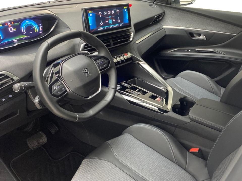 Peugeot 3008 Plug-in Hybrid 225 e-EAT8 Allure Pack