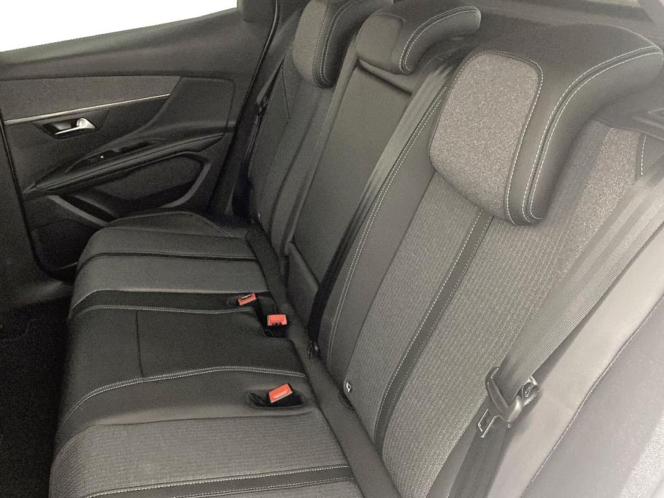 Peugeot 3008 Plug-in Hybrid 225 e-EAT8 Allure Pack