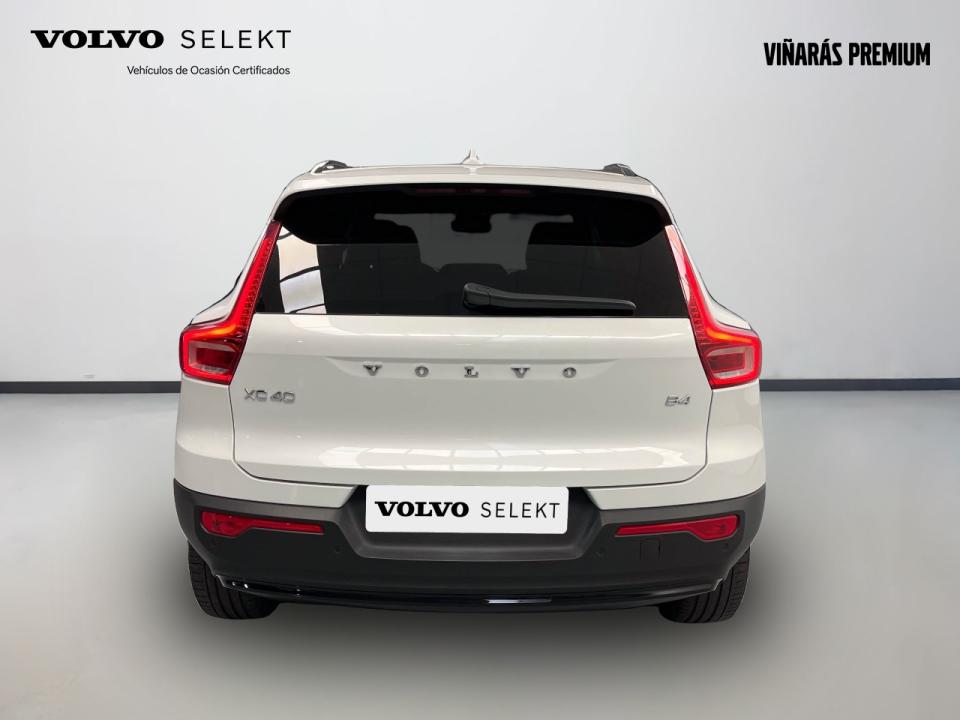 Volvo XC40 2.0 B4 G Ultimate Dark Auto