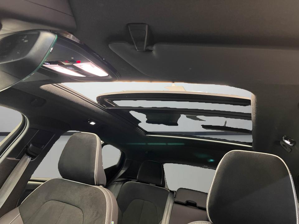 Volvo XC40 2.0 B4 G Ultimate Dark Auto