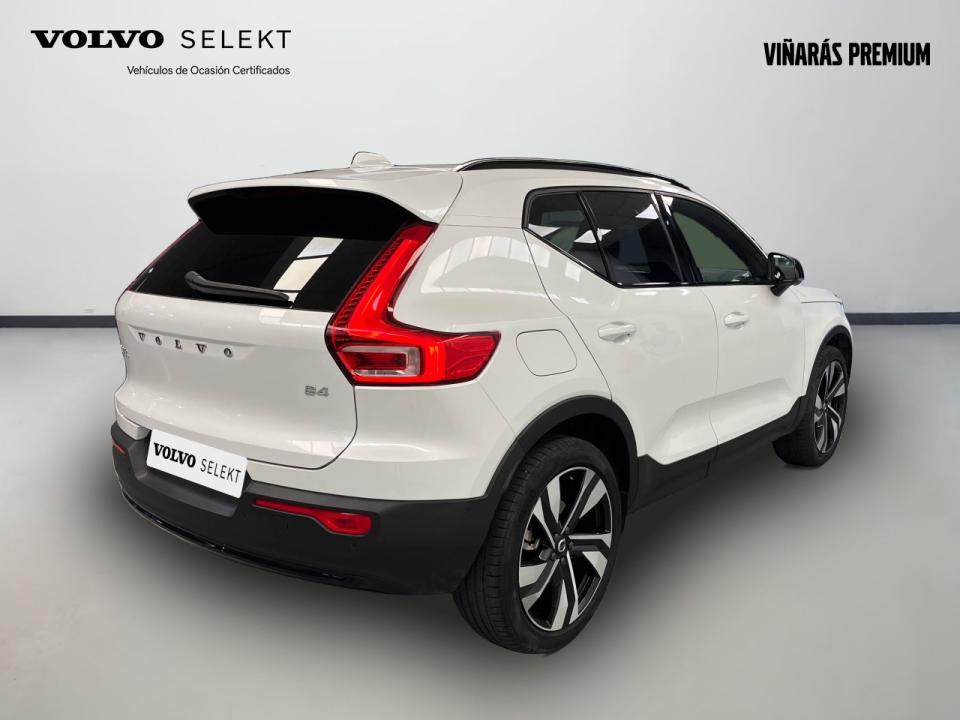 Volvo XC40 2.0 B4 G Ultimate Dark Auto