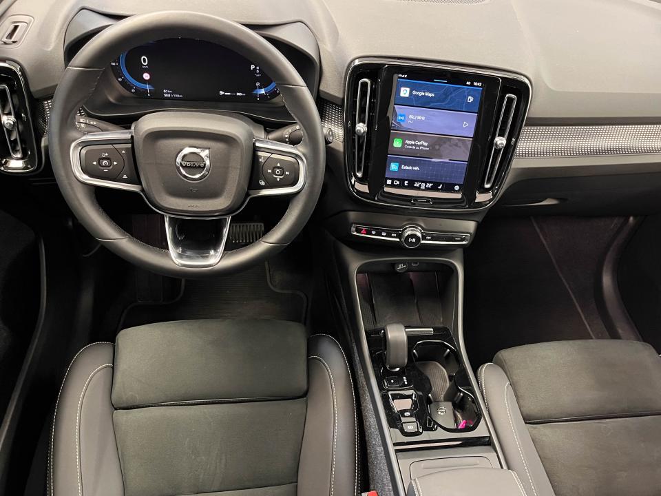 Volvo XC40 2.0 B4 G Ultimate Dark Auto