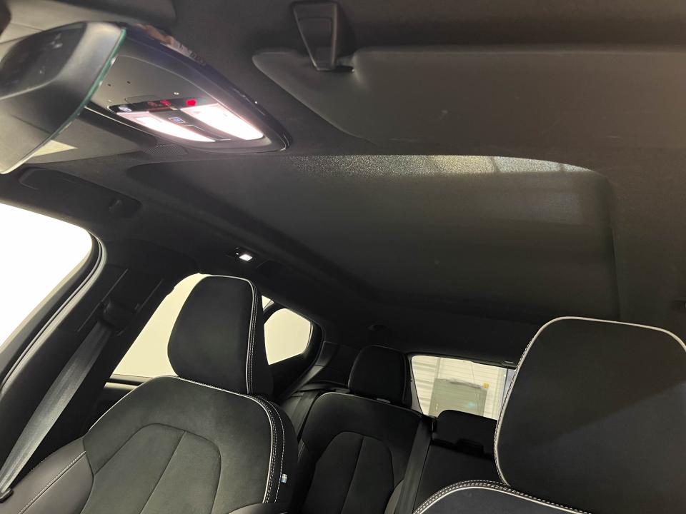 Volvo XC40 2.0 B4 G Ultimate Dark Auto