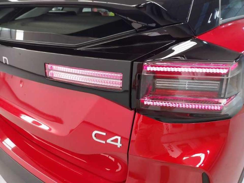 Citroen C4 Hybrid 145 ë-DCS6 Business Edition