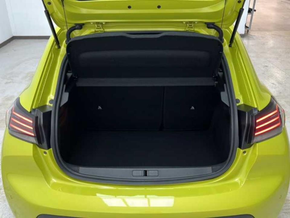 Peugeot 208 Style HYBRID 110 eDCS6