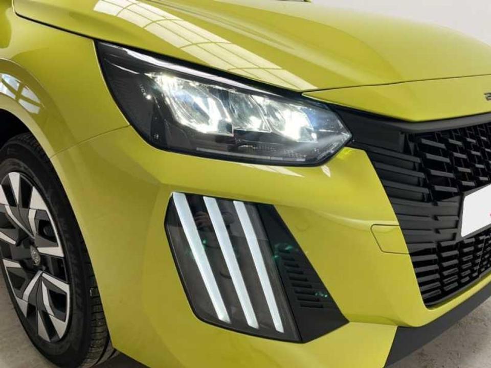Peugeot 208 Style HYBRID 110 eDCS6