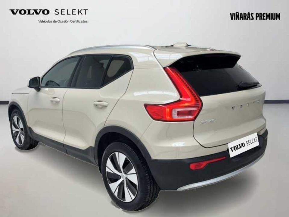 Volvo XC40 2.0 B3 G Core Auto