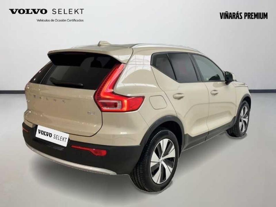 Volvo XC40 2.0 B3 G Core Auto