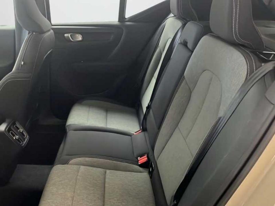 Volvo XC40 2.0 B3 G Core Auto