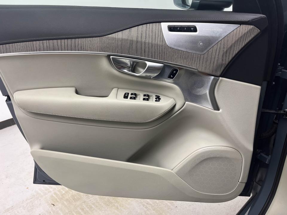 Volvo XC90 2.0 T8 AWD Ultimate Bright Recharge Auto