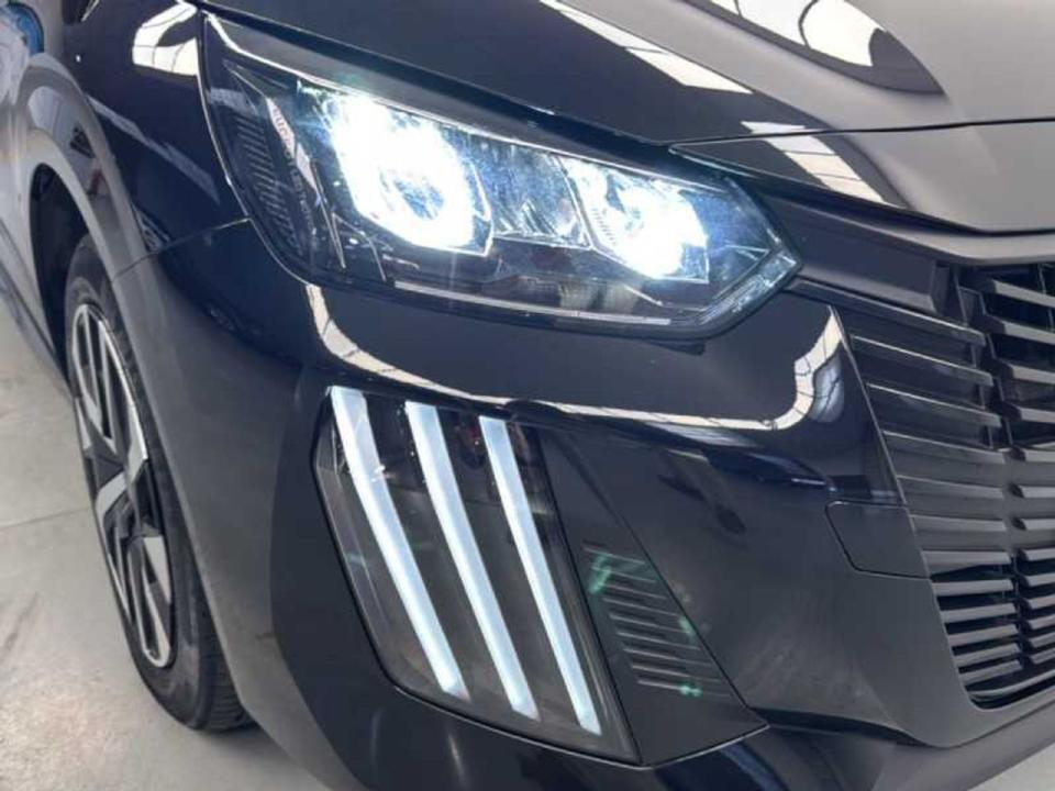 Peugeot 208 Style HYBRID 110 eDCS6