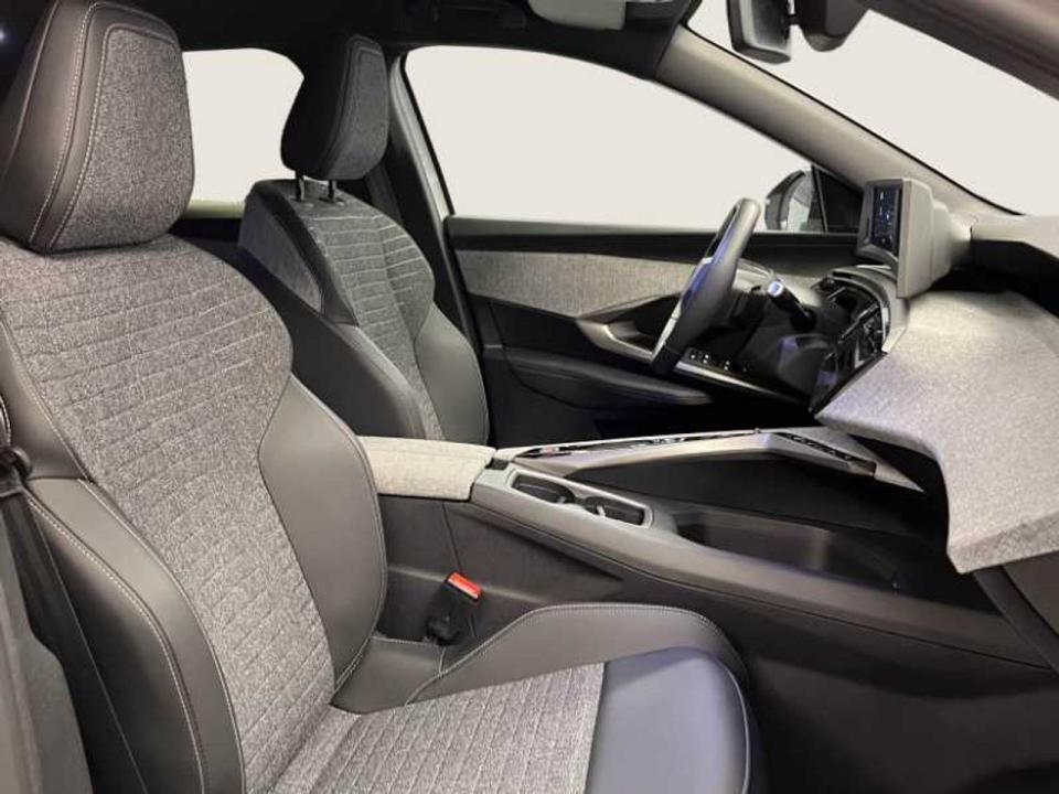 Peugeot 3008 Hybrid 1.2 100KW Allure eDCS6