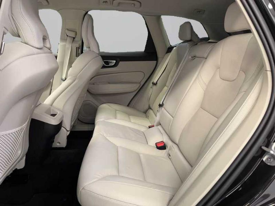 Volvo XC60 2.0 B4 D Core Auto