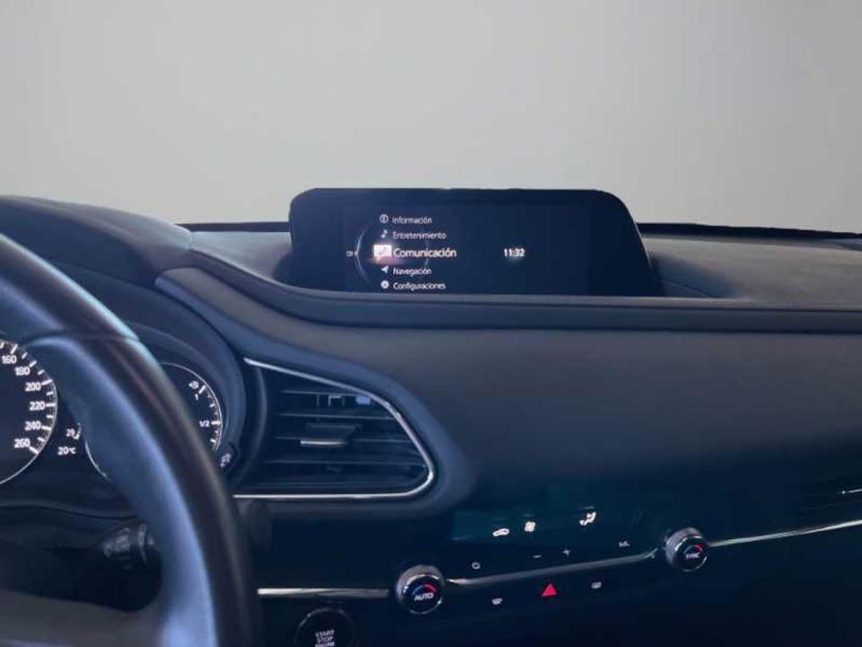 Mazda CX-30 2.0 90 kW 2WD Zenith (sin Pack Bose)