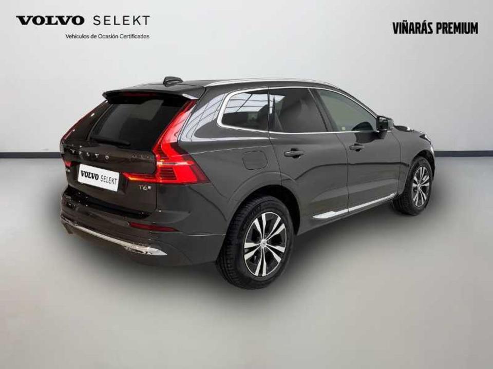 Volvo XC60 2.0 T6 AWD Recharge Core Auto