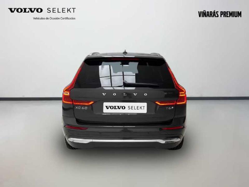 Volvo XC60 2.0 T6 AWD Recharge Core Auto