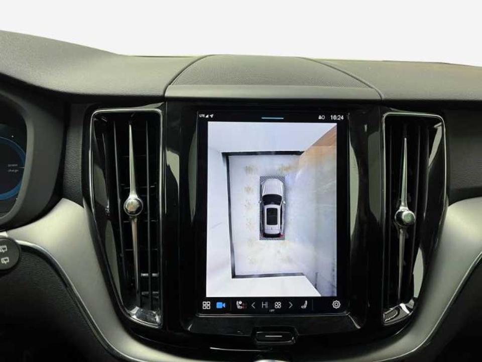 Volvo XC60 2.0 T6 AWD Recharge Core Auto