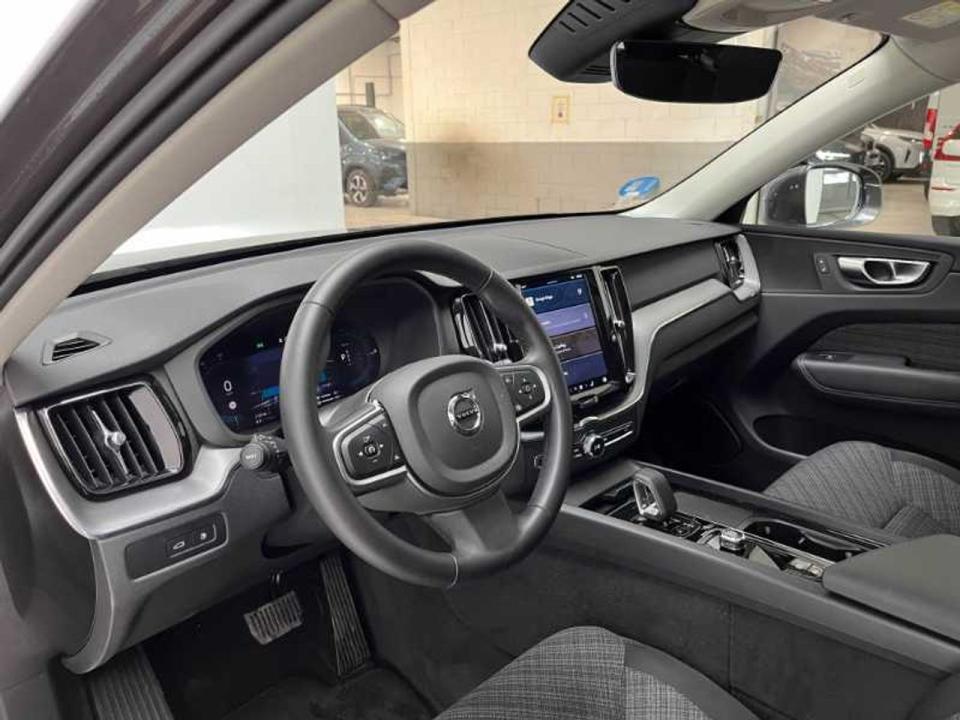 Volvo XC60 2.0 T6 AWD Recharge Core Auto