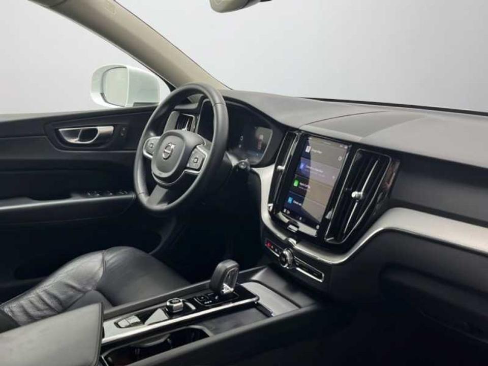 Volvo XC60 2.0 B4 D Core Auto