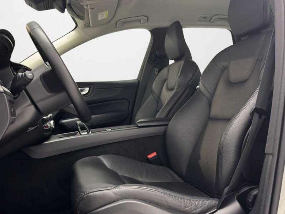 Volvo XC60 2.0 B4 D Core Auto