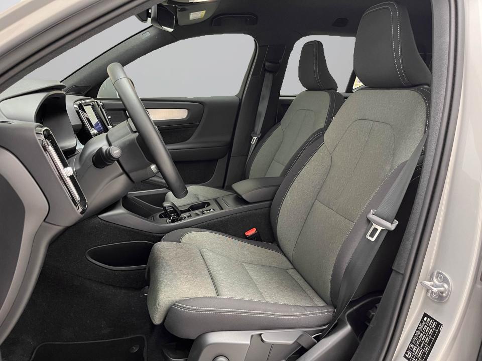 Volvo XC40 2.0 B3 G Core Auto