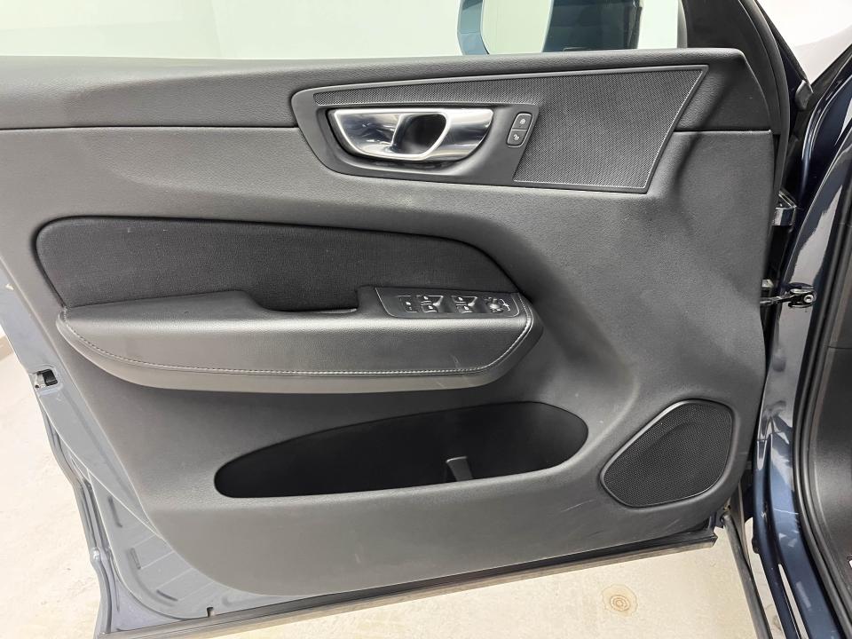 Volvo XC60 2.0 B4 D AWD Business Plus Auto