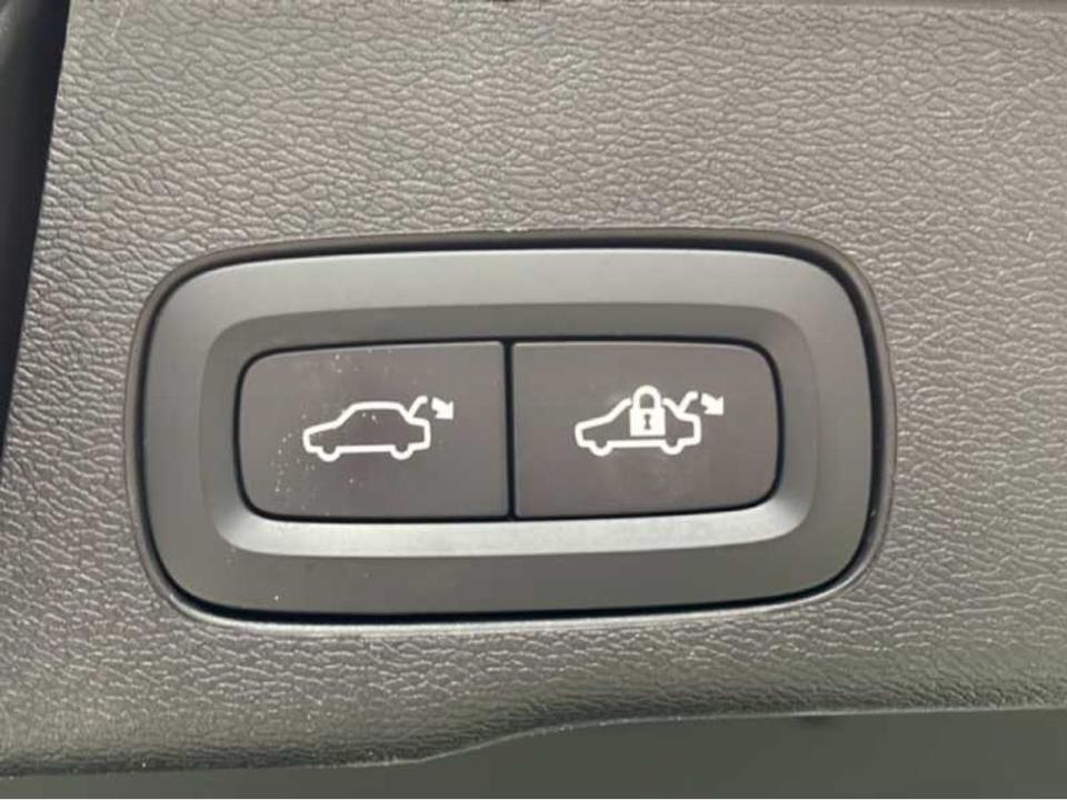 Volvo XC60 2.0 B4 D AWD Core Auto
