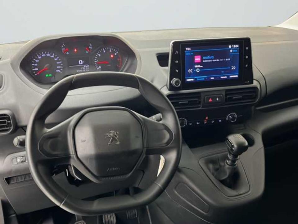 Peugeot Partner Pro Standard 600kg BlueHDi 73kW