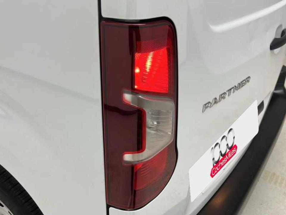 Peugeot Partner Pro Standard 600kg BlueHDi 73kW