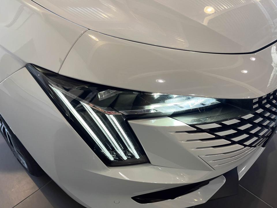 Peugeot 508 5P Allure BlueHDi 130 S&S EAT8