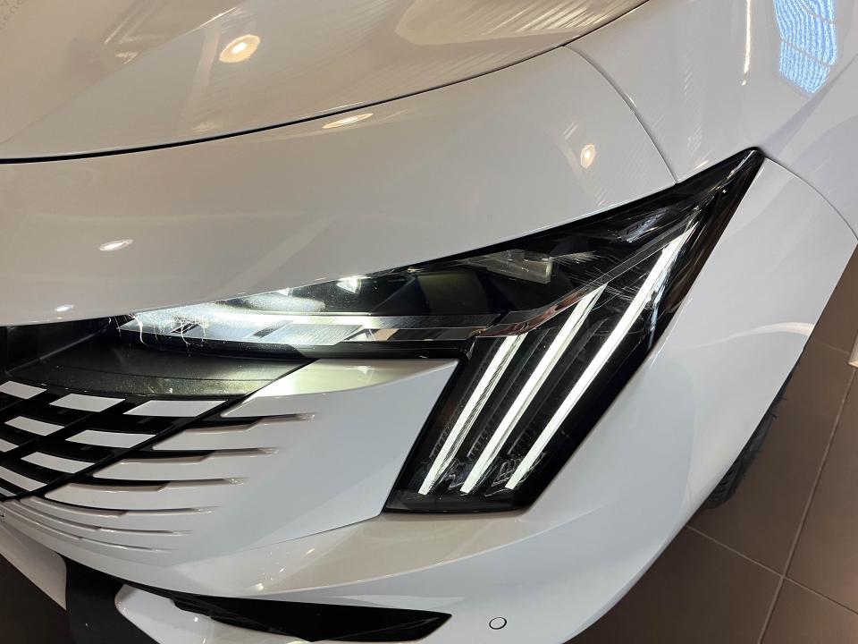 Peugeot 508 5P Allure BlueHDi 130 S&S EAT8