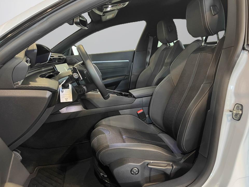 Peugeot 508 5P Allure BlueHDi 130 S&S EAT8