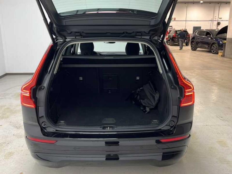 Volvo XC60 2.0 B5 G AWD Core Auto