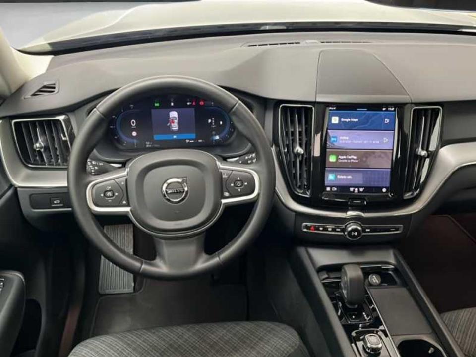 Volvo XC60 2.0 B5 G AWD Core Auto
