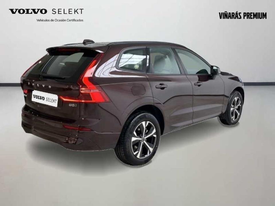Volvo XC60 2.0 B5 G AWD Core Auto