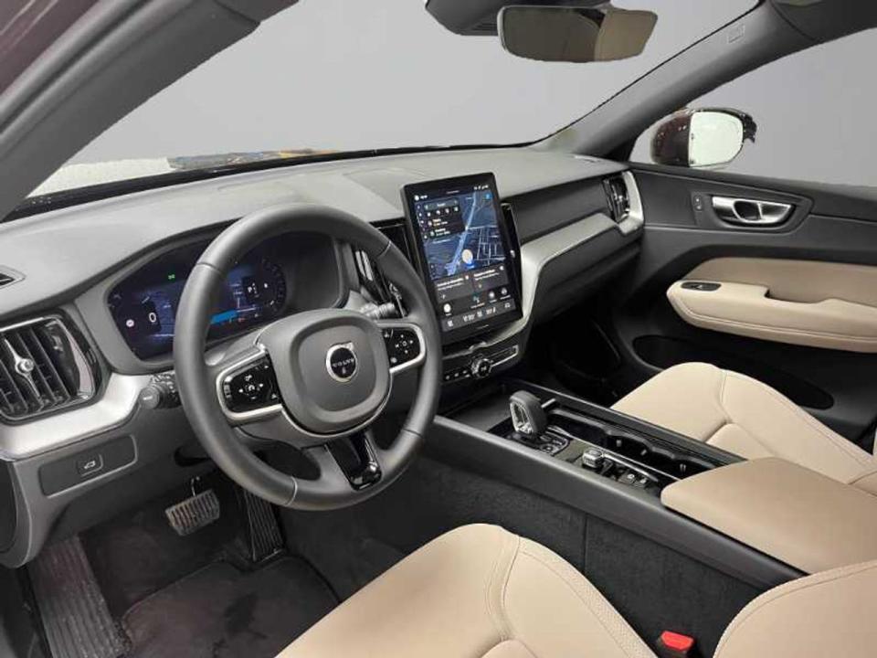 Volvo XC60 2.0 B5 G AWD Core Auto