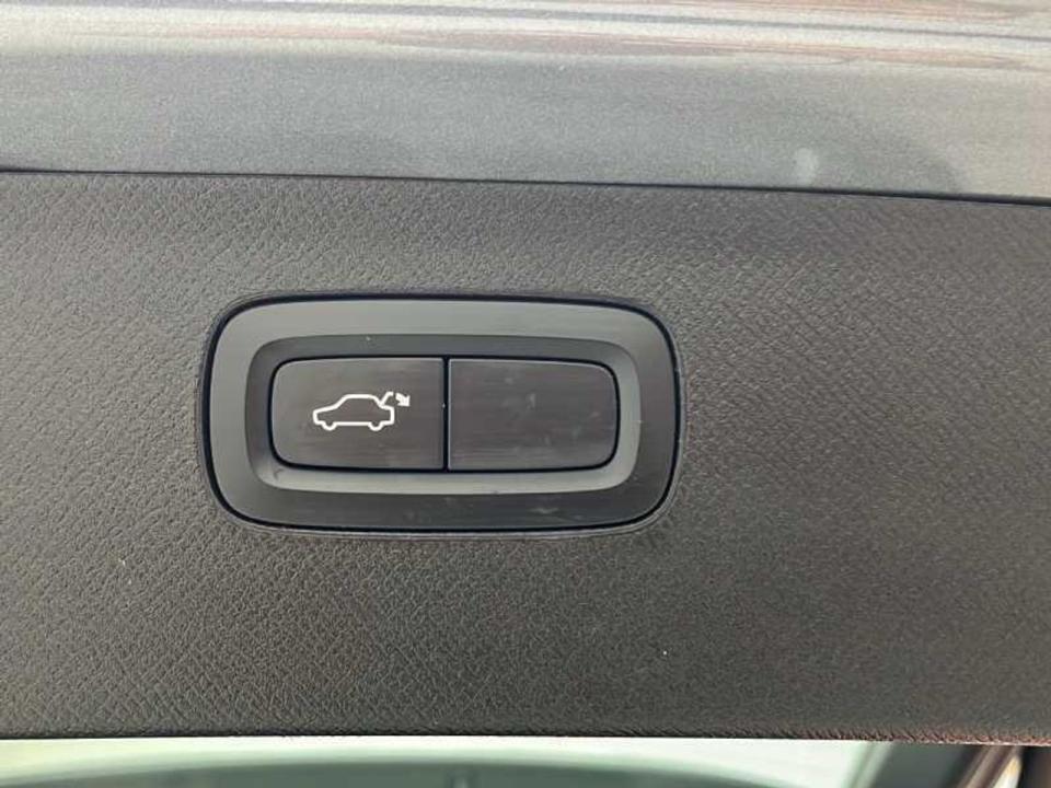 Volvo XC90 2.0 B5 D AWD Business Plus Auto