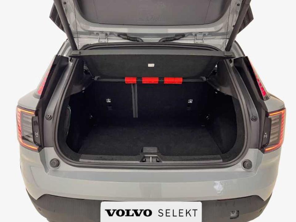 Volvo EX30 Single Motor Extended Range Plus Auto