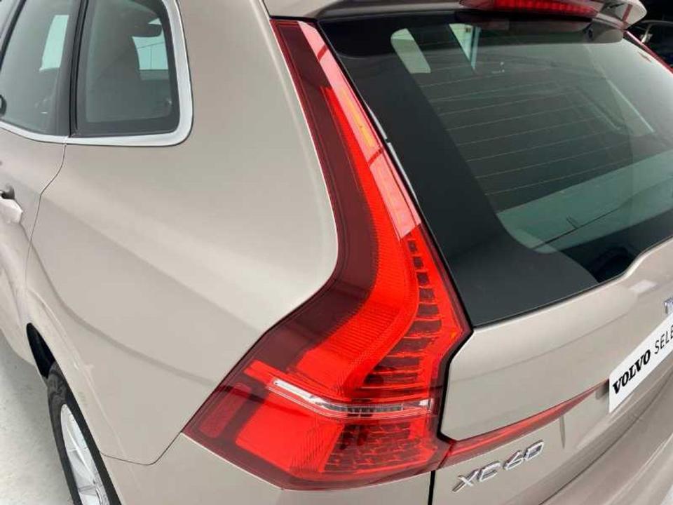 Volvo XC60 2.0 B4 D Core Auto