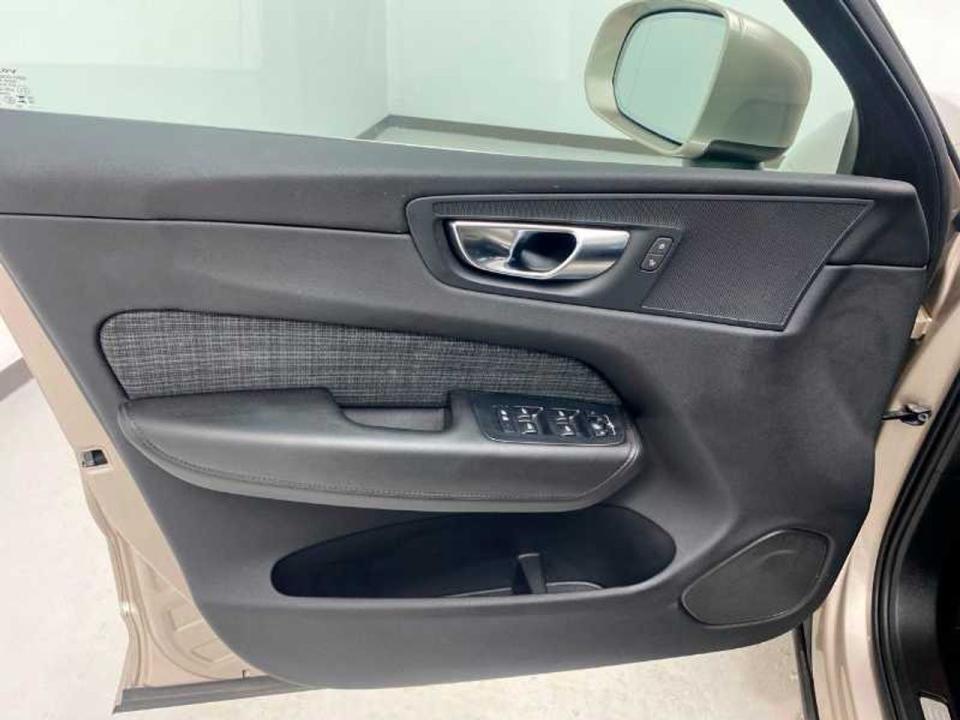Volvo XC60 2.0 B4 D Core Auto