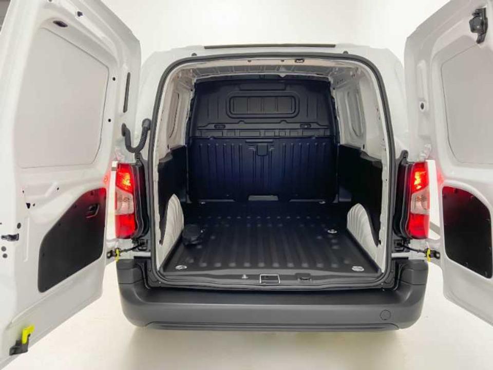 Peugeot Partner Pro Standard 600kg BlueHDi 73kW